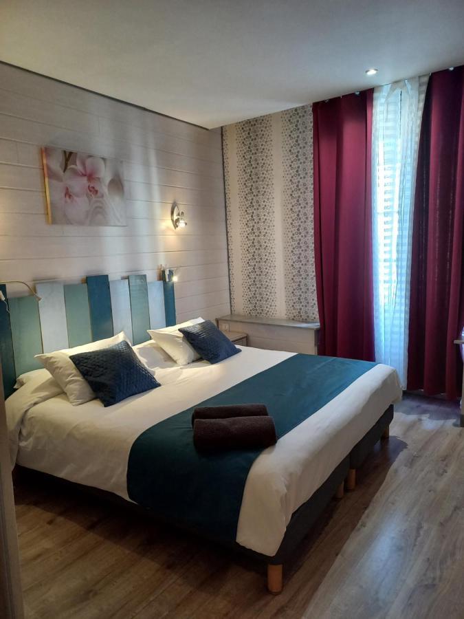 Le Centre Hotel